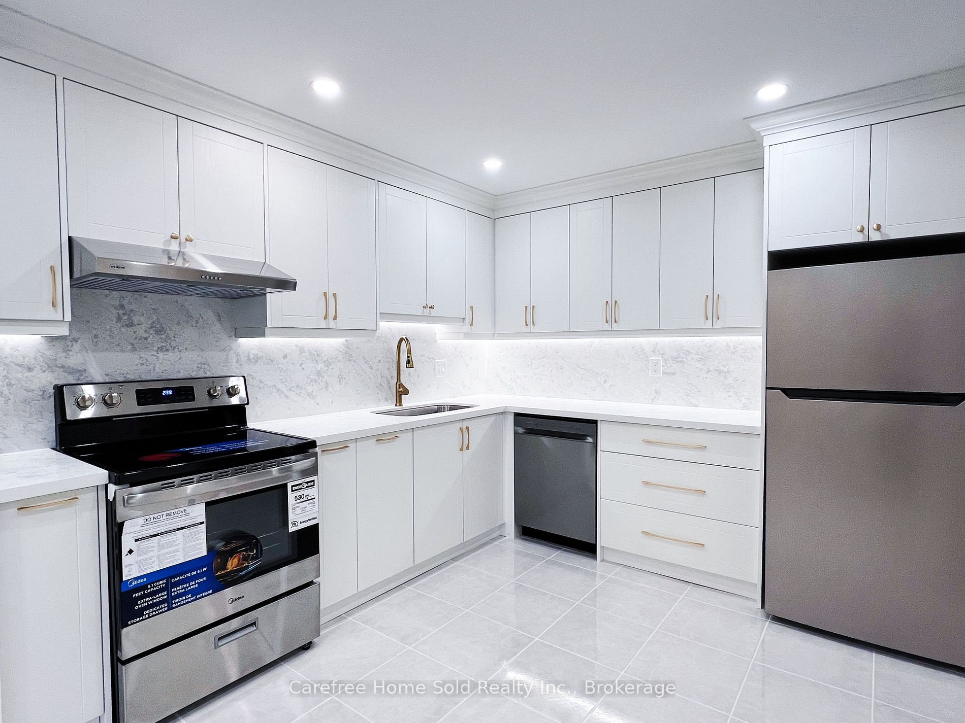 135 Scenic Mill Way多倫多York Mills鎮屋 | 緊鄰豪宅區 全新精緻裝潢 1